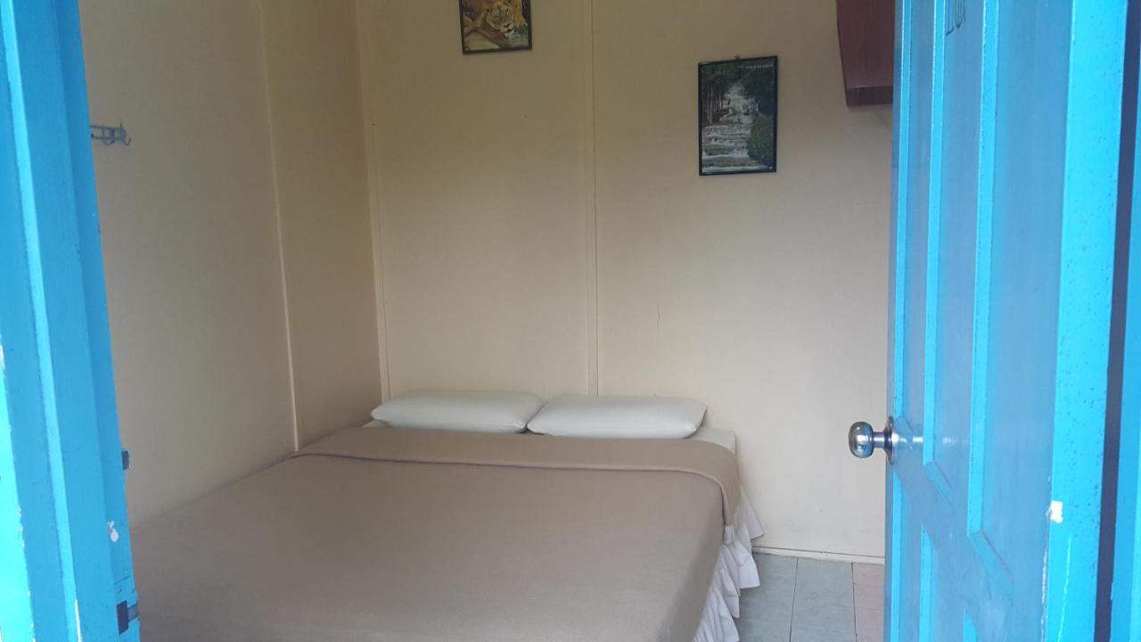 Alora Budget Penginapan Tanah Rata